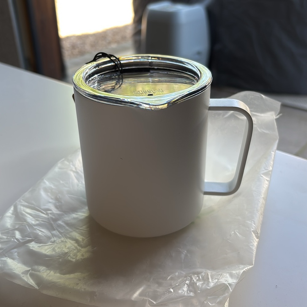 MiiR Camp Cup White Insulated Mug with Lid - Picture 3 of 3